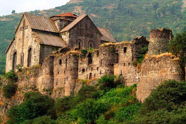 Discover the Best of Armenia Private Day Tour from Tbilisi