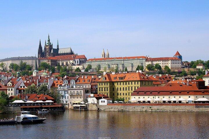 Explore the Historic Prague Castle: Private Half-Day Walking Tour