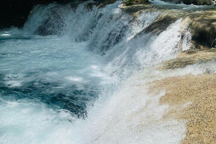 Bluehole, Secret Falls and Dunn's River Day Trip from Montego Bay