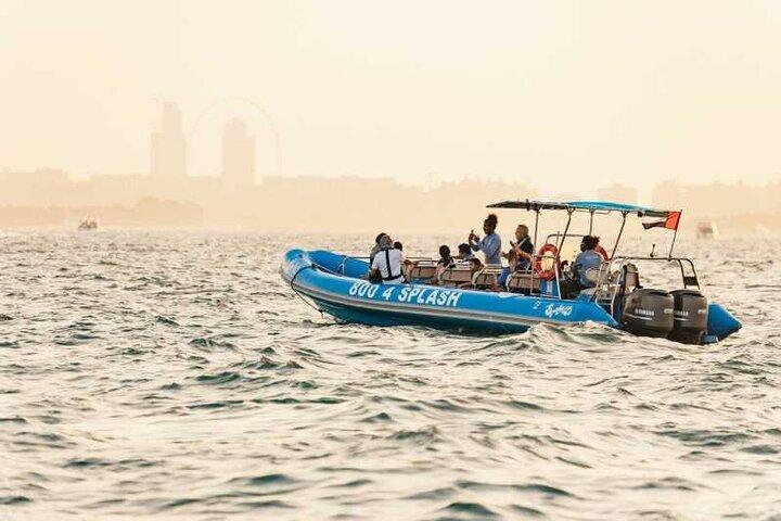 60 Minute Speed Boat Ride in Dubai with Private Transfer