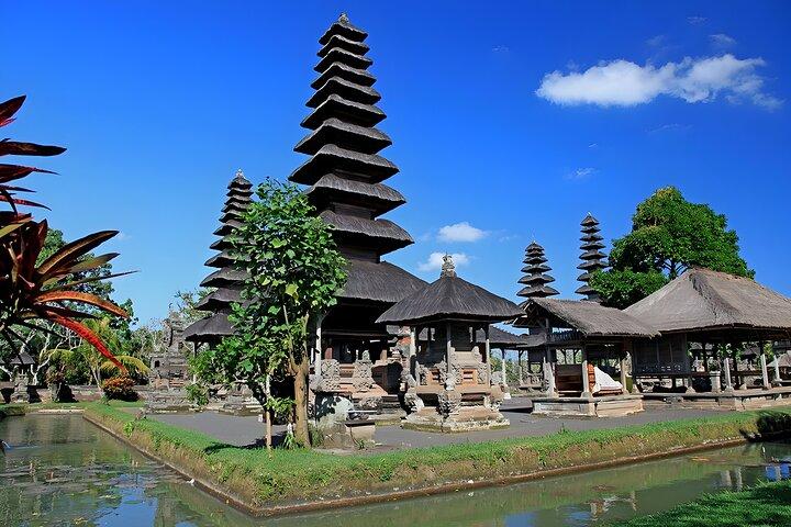 Tanah Lot and Uluwatu Temple Tour - Bali Full Day Sightseeing Tours