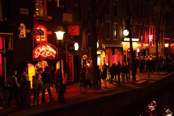 Red Light District Amsterdam Tour with Audioguide