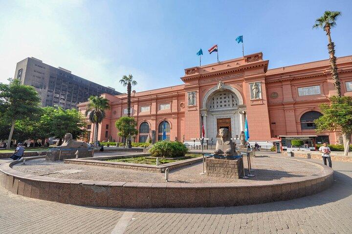 Private Guided Tour of the Egyptian Museum in Cairo