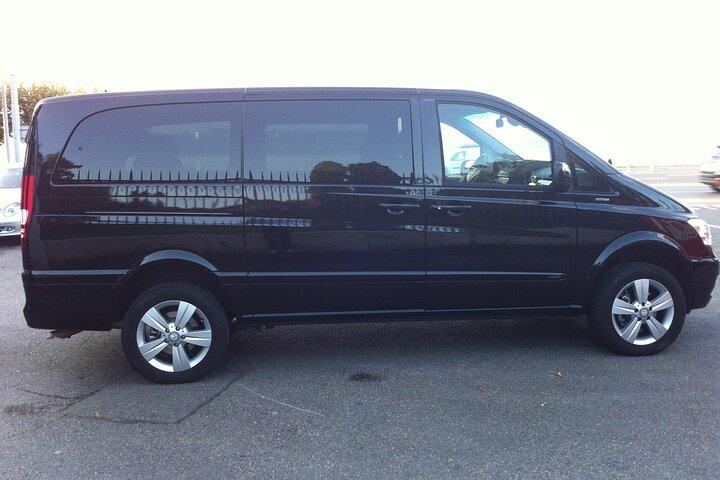 Private Excursion From Geneva to Montreux and Chillon Castle