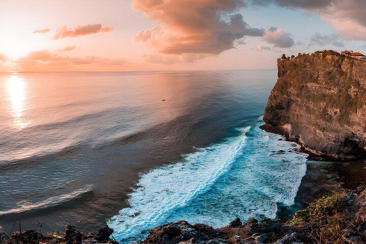 Bali Spa Package & Uluwatu Sunset Tour with Dinner