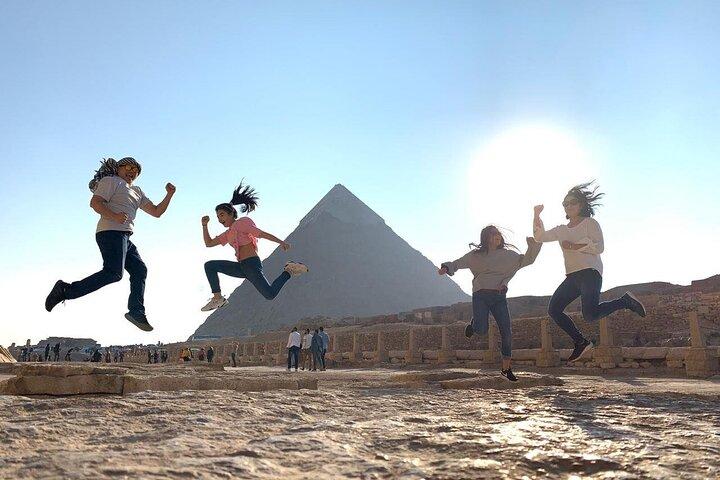 Alexandria Port Shore Excursion: Pyramids & GEM with Egyptologist