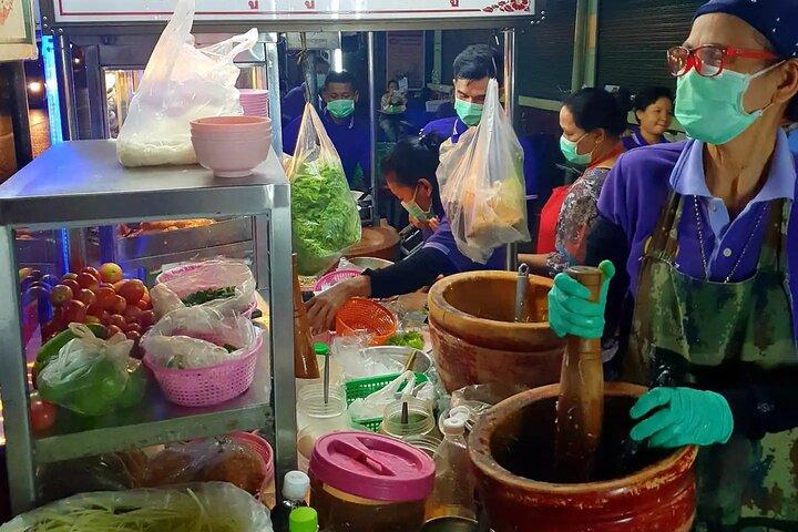 4-Hour TukTuk Street Food Guided Tour