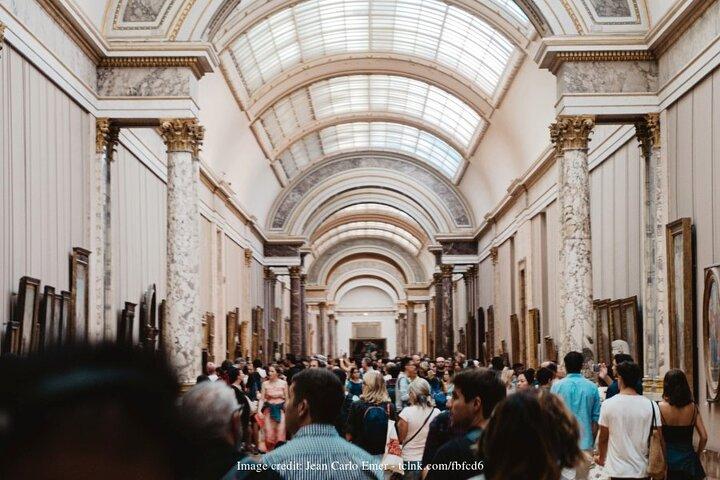 The Louvre Museum Private 2.5h Family-Friendly Tour