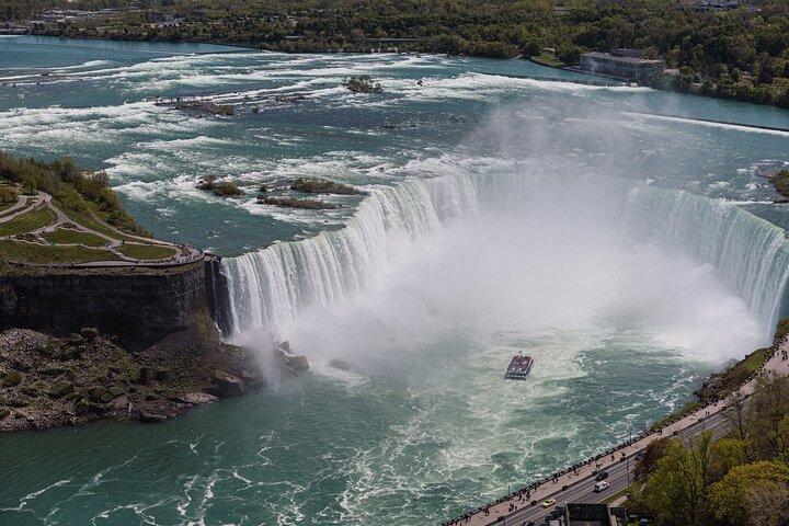 Niagara Falls Skylon Tower & Journey Behind the Falls Tour