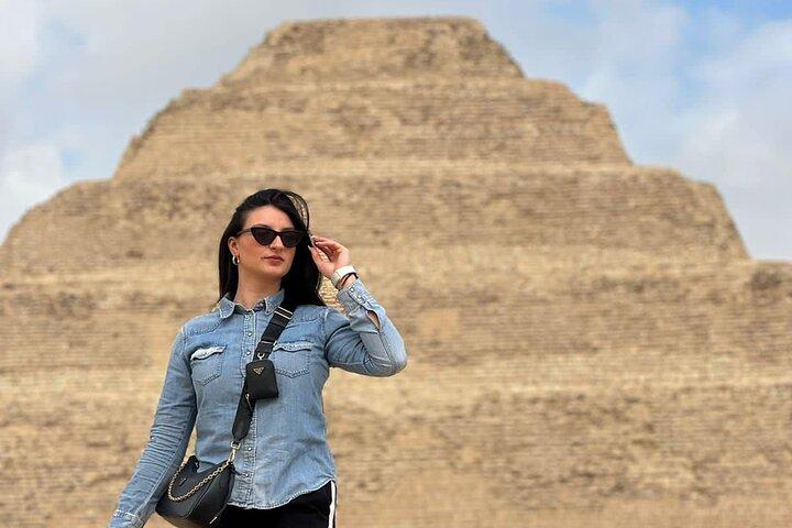 Private All Inclusive Giza Pyramids ,Memphi ,Saqqara,Lunch&Camels