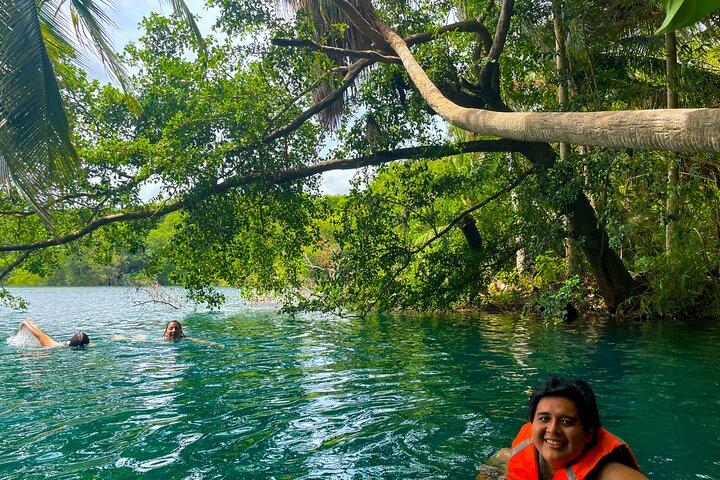 Tour Bacalar Ponton with Transfer from Cancun & Playa del Carmen