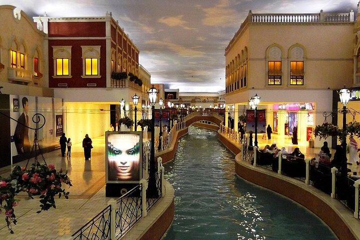 Private Half-day Shopping Tour, Corniche Stop and Doha Skyline