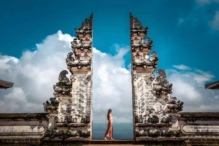 Bali Car-Charter: The Gates of Heaven Bali Tour