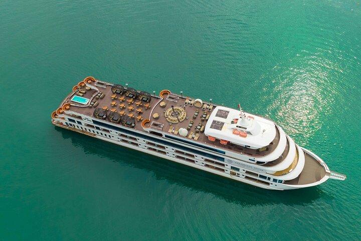 3 Days Boss Cruise in Halong Bay from Hanoi