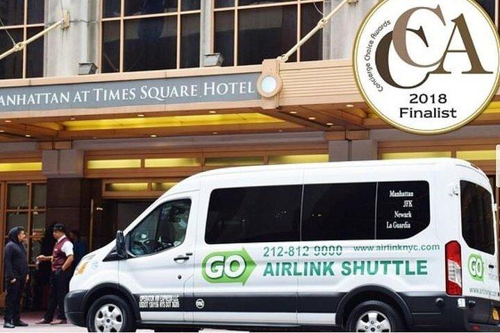 Manhattan to LGA: One Way Shared Departure Transfer
