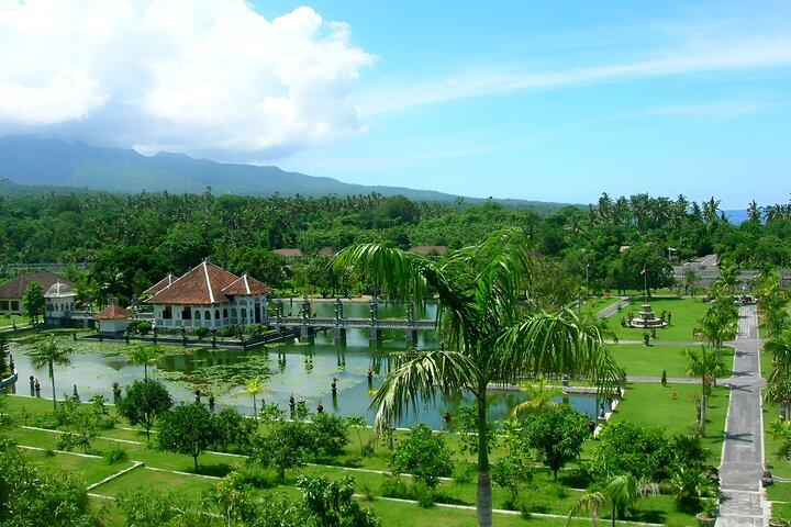 Private Full-Day Tour: The Gate of Heaven and East Bali Trip