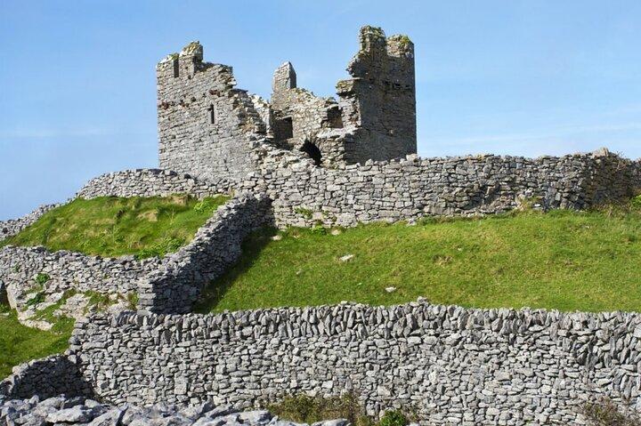 Aran Islands Bike Tour with Tea and Scones from Galway