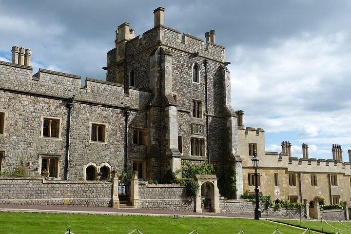 Windsor Castle Bath and Stonehenge Tour
