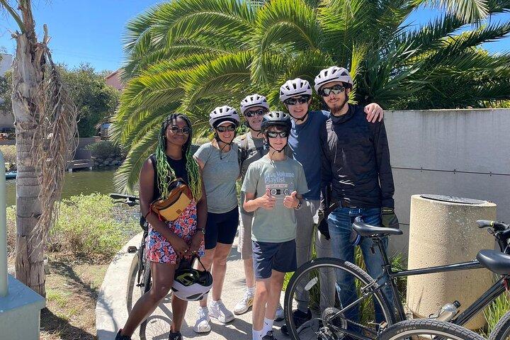 Santa Monica and Venice Beach 3-Hour Bike Guided Tour