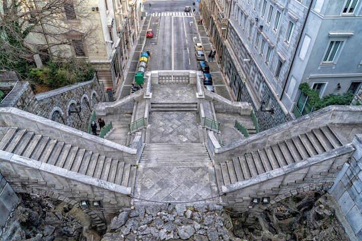 Trieste Self-Guided City Walking Tour & Scavenger Hunt