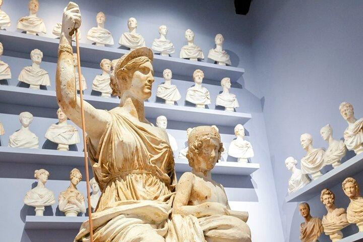 Accademia Gallery: Statue of David Evening Tour