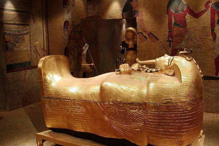 Nefertari and King Tut's Tombs,Valley of the Kings,and Hatshepsut