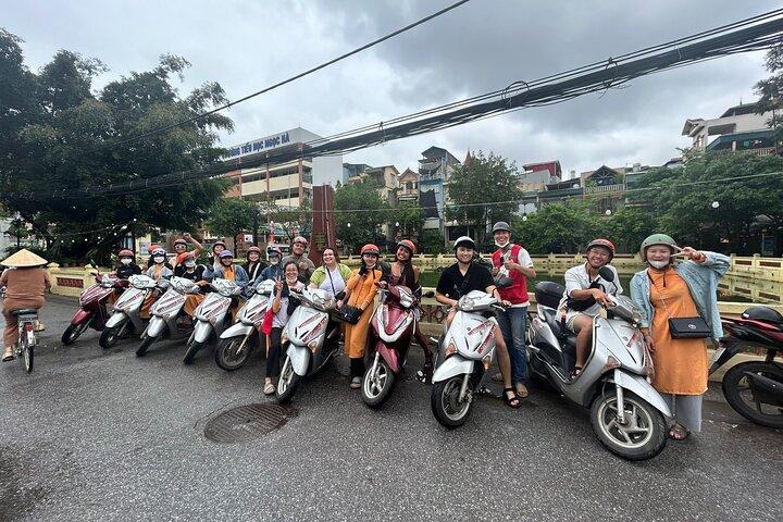 Hanoi Motorbike Tours With Female Rider