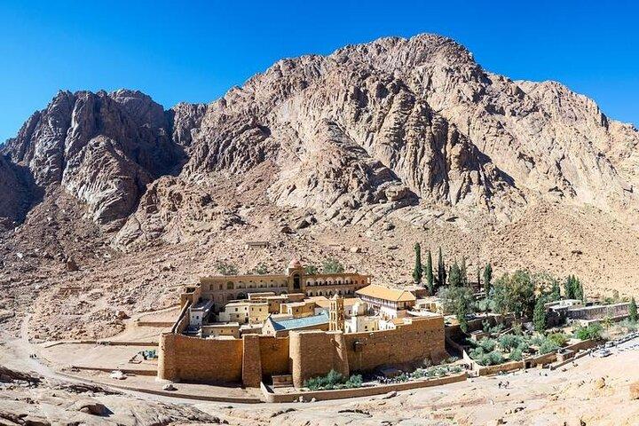 Climbing Mount Sinai and St. Catherine's Monastery Tour
