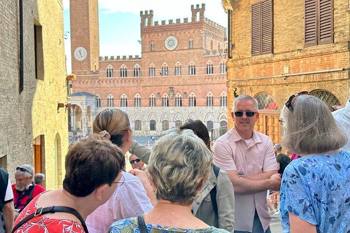 Highlights of Siena Private City Tour with Local Guide