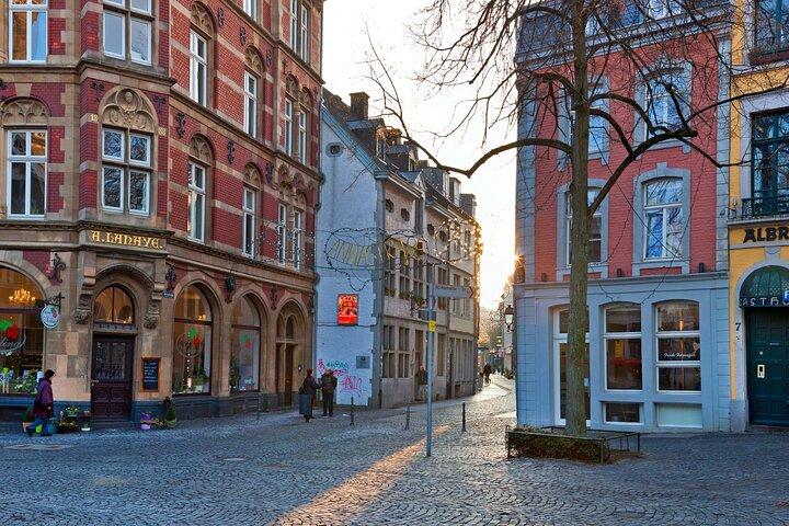 Aachen Scavenger Hunt & Highlights Self-Guided Walking Tour