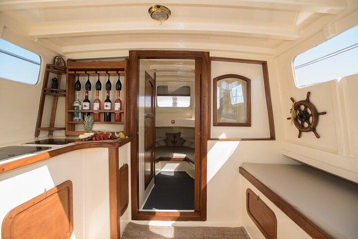 6 Hour Private Cruise in Mykonos with Food and Drinks
