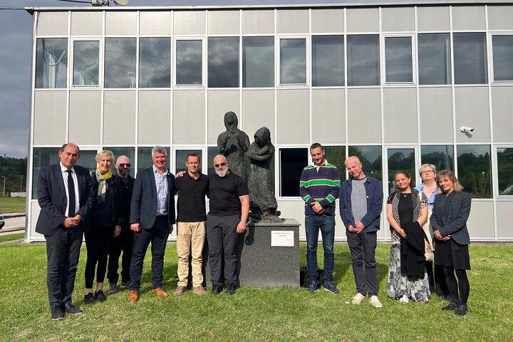 REMEMBERING SREBRENICA (Genocide study tour 11/07/95)