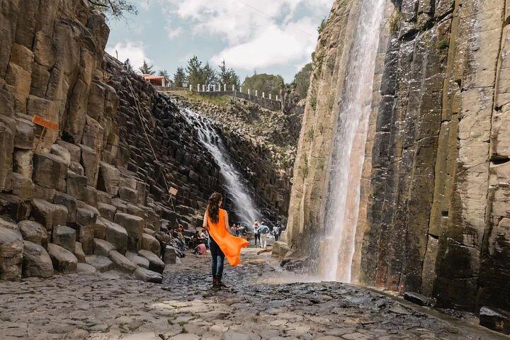 Private Mexico City Basaltic Prisms Tour: The Magical Fountains