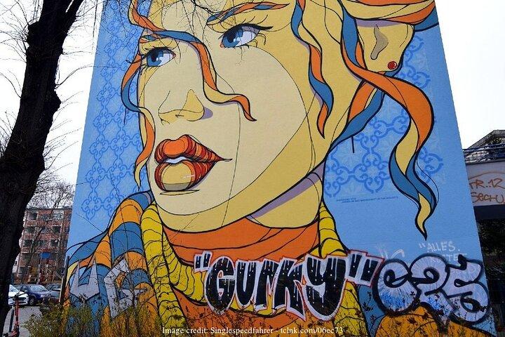 East Berlin's Street Art: Private Walking Tour