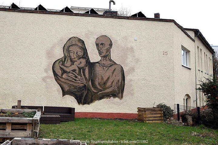 East Berlin's Street Art: Private Walking Tour