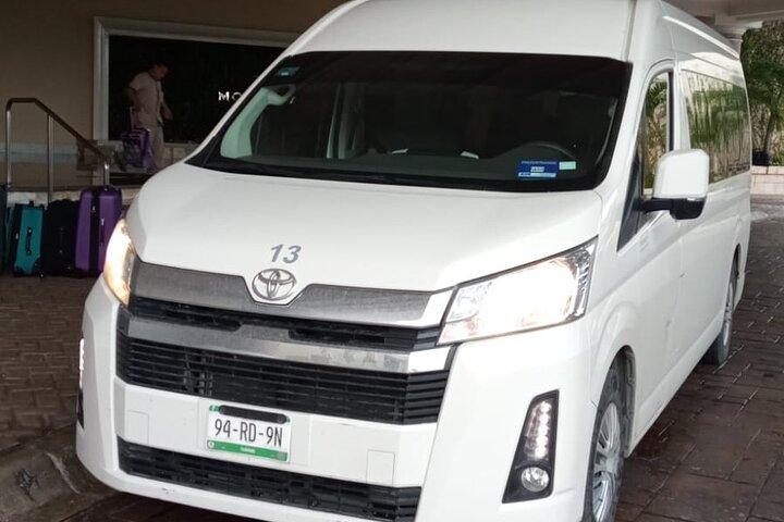 Private Airport Service to Cancun Hotel Zone