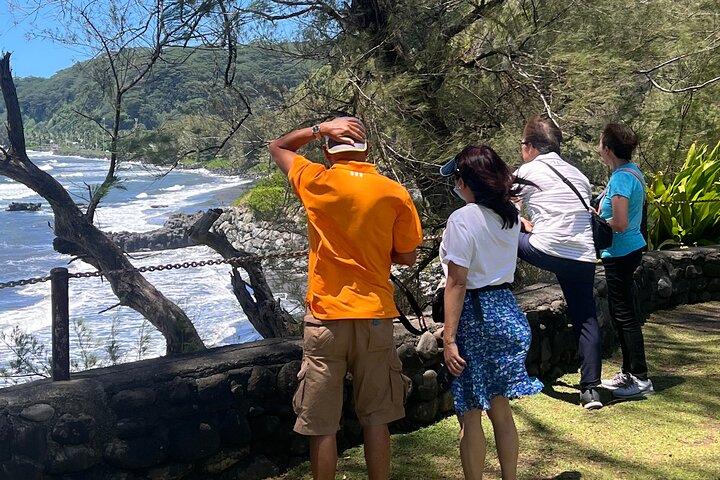 Unique Tahiti Tour - personalised, small group east coast tour