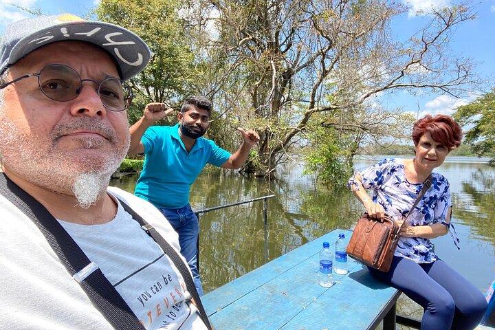 The Most popular Personalized round Tour In Sri Lanka-Day Charged