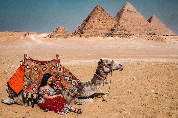 Giza Pyramids and Egyptian Civilization Museum Tour