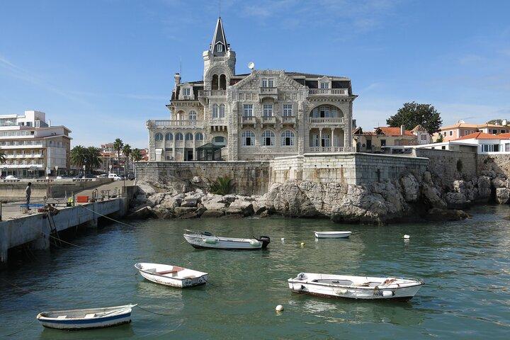 Lisbon: Sintra, Cabo da Roca, & Cascais Private Tour