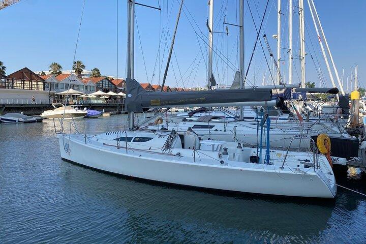 4 Hours Private Swimming/Sailing Tour on Sailboat in Lisbon Beach