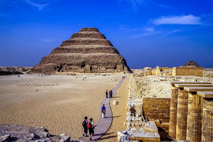 Full Day Private Tour to Dahshur Pyramids, Memphis and Sakkara