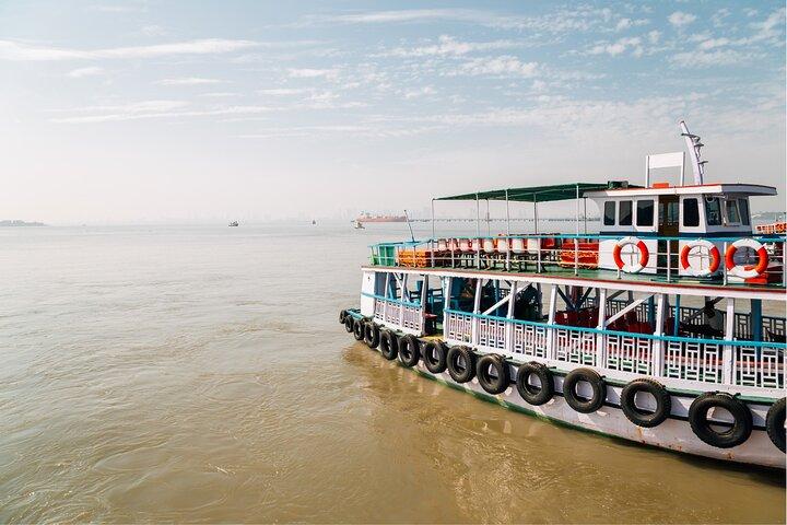 Delightful Elephanta Caves Excursion Mumbai (Guided Half Day Sightseeing Tour)