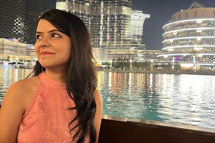Dubai Fountain Show and Lake Ride Tour + Optional Transport
