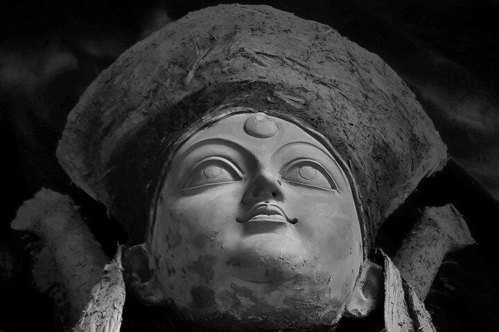 Kolkata Private Monument & Religious Day Tour