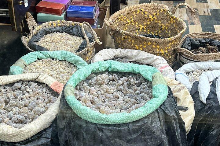 Salalah City Tour with History, Culture, Souq Shopping, Halwa