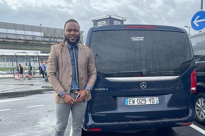 Private Transfer Paris Return or Return Charles de Gaulle Airport