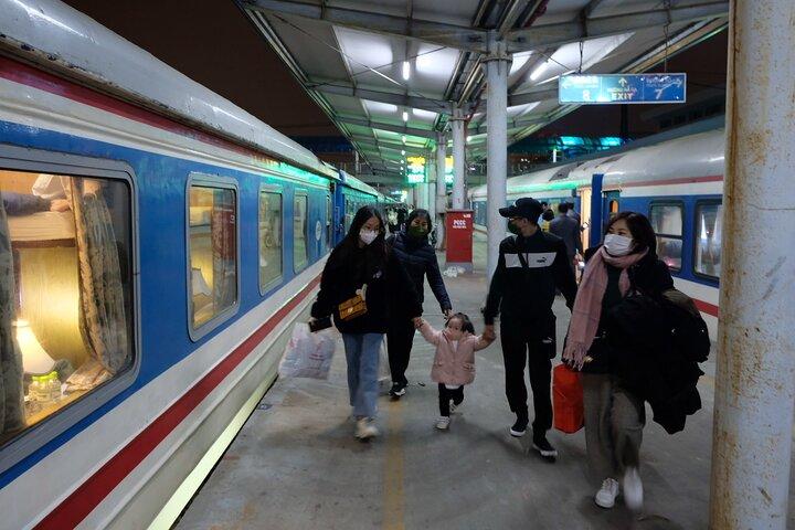 Overnight Train Experience from Hanoi to SAPA - Private Cabin