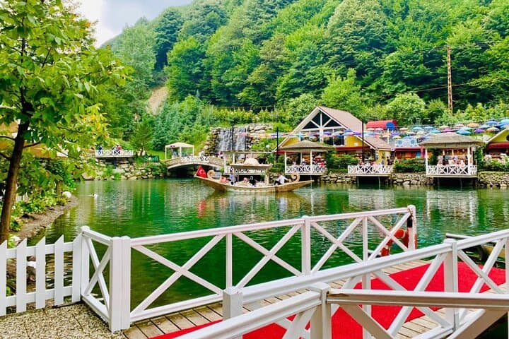 From Istanbul: Sapanca and Masukiye Day Trip with Lunch