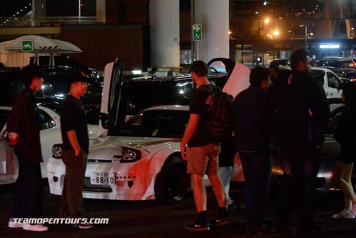 Luxury group trip to famous car meet up spot Daikoku